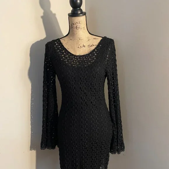 chinese dress ladies Long Sleeve Crochet Dress in Black